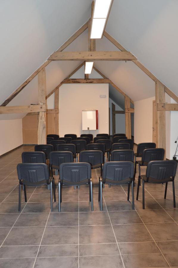 Les Gites "Coeur De Ferme" Celles  Exterior foto