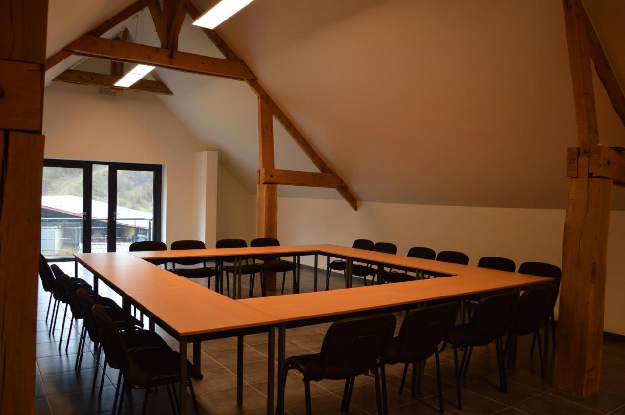 Les Gites "Coeur De Ferme" Celles  Exterior foto