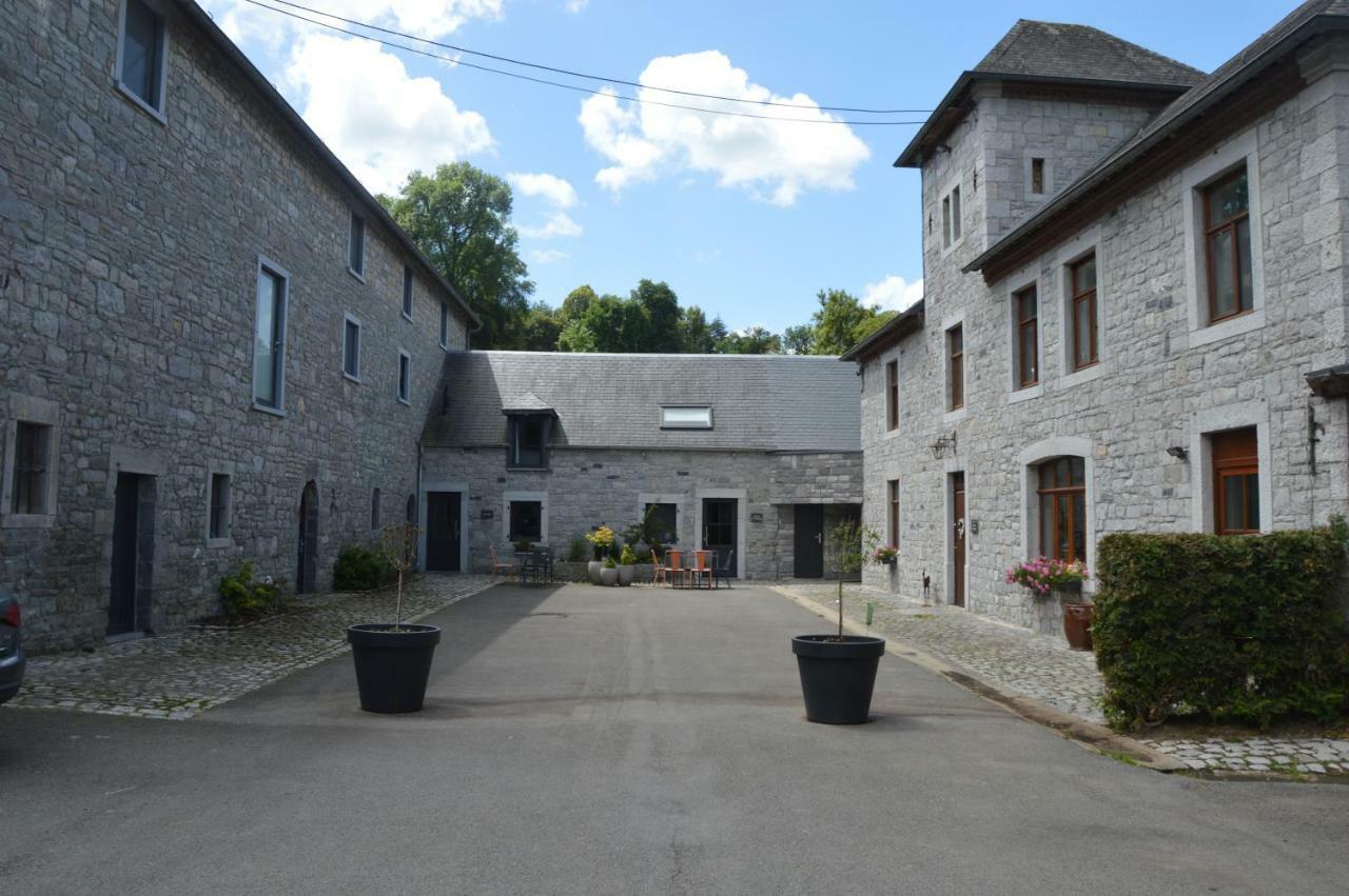 Les Gites "Coeur De Ferme" Celles  Exterior foto